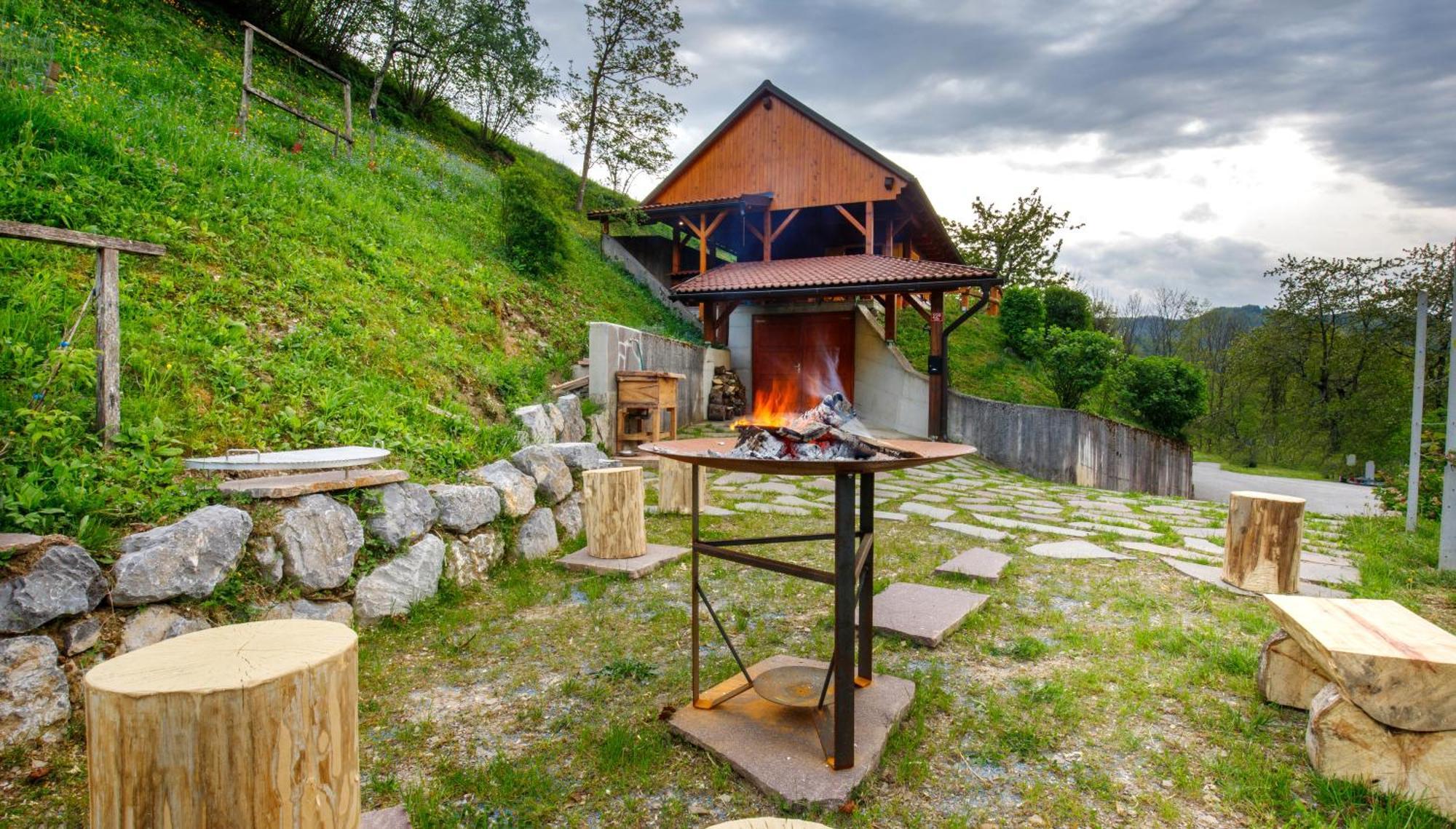 Villa Bomas House Cerkno Esterno foto